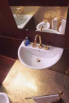 Bagno camera Oro Gaggia image